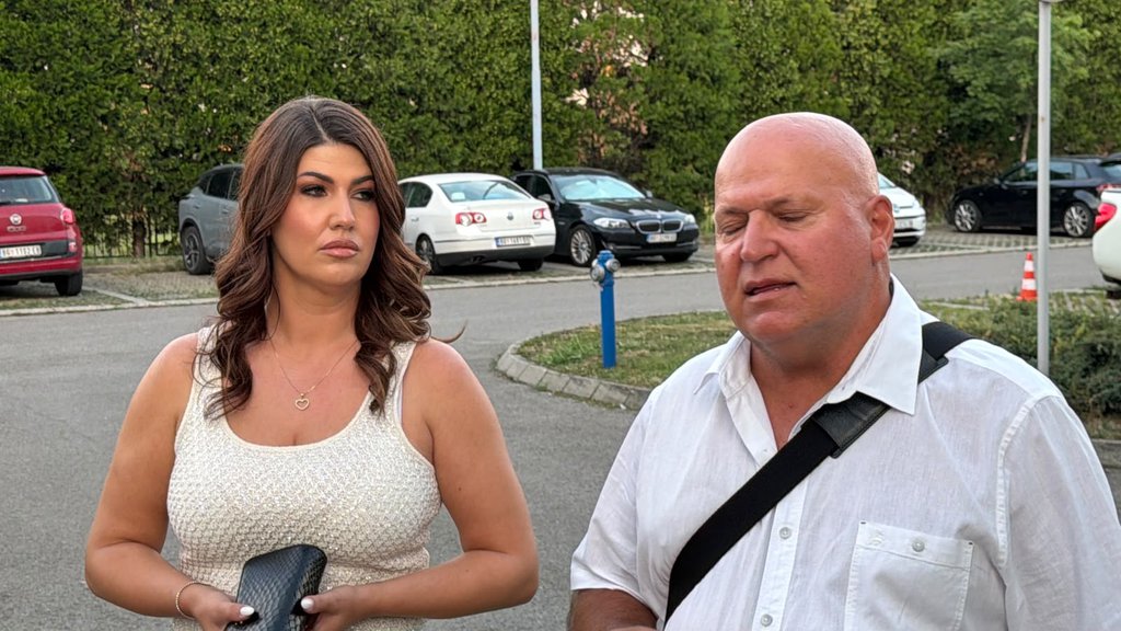 Porodica Asmina Durdžića stigla u Šimanovce: Očekuju pobedu, otkrili stav prema Maji i Staniji