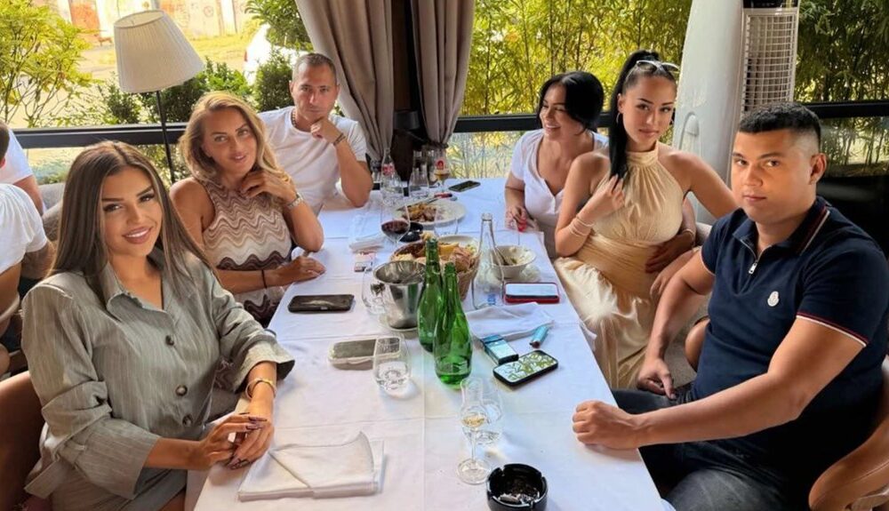 Zlata Petrović okupila porodicu za rođendan: Svi zajedno slavili u restoranskoj bašti – zlata petrović porodica