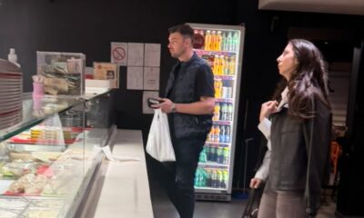 Nadežda Biljić i Toma Panić uživali u brzoj hrani, paparaco ih zatekao u Beogradu