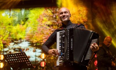 Aleksandar Sofronijević održao spektakularan koncert u Kraljevu uz ovacije publike