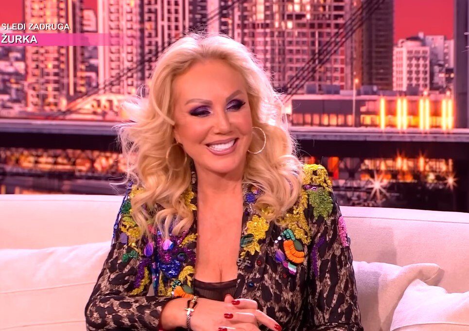 Lepa Brena