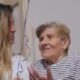 Slobina majka Draginja i Jelena Radanović u emotivnom zagrljaju na slavlju – Draginja Radanović i Jelena