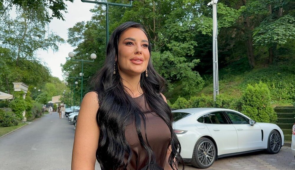 Katarina Grujić doživela nezgodu na snimanju: Piton je ugrizao tokom kadra – piton je ugrizao Katarinu Grujić