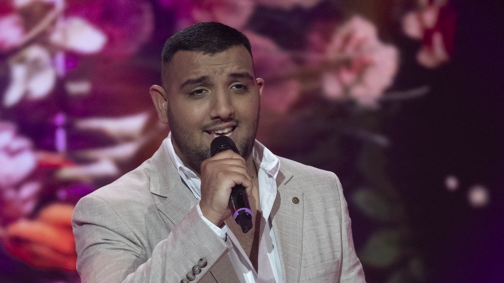 Miodrag Đokić briljira u Pinkovim zvezdama: Emotivni nastupi obeležili sezonu