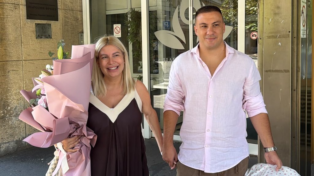 Dea Đurđević preuredila stan za dolazak ćerke: Baloni, cveće i emotivne poruke – baloni, cveće i prelepa dekoracija