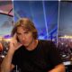 Željko Mitrović pretvara uvrede sa mreža u pesmu i zarađuje – uvrede sa društvenih mreža
