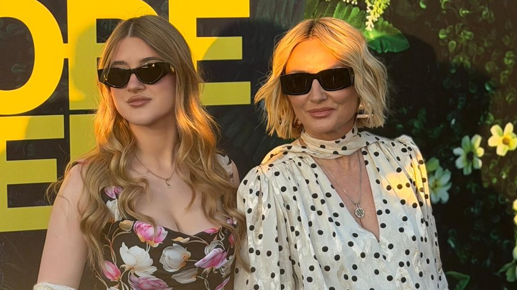 Lena Marinković pokazala stil na Instagramu: Mini haljina u centru pažnje – Lena Marinković Instagram