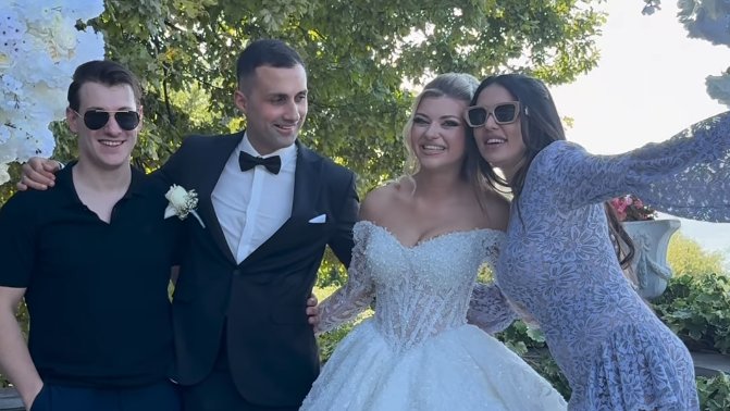 Tanja Savić podelila trenutke sa bratom Nemanjom: Venčanje obeležilo porodičnu sreću – venčanje brat Tanje Savić