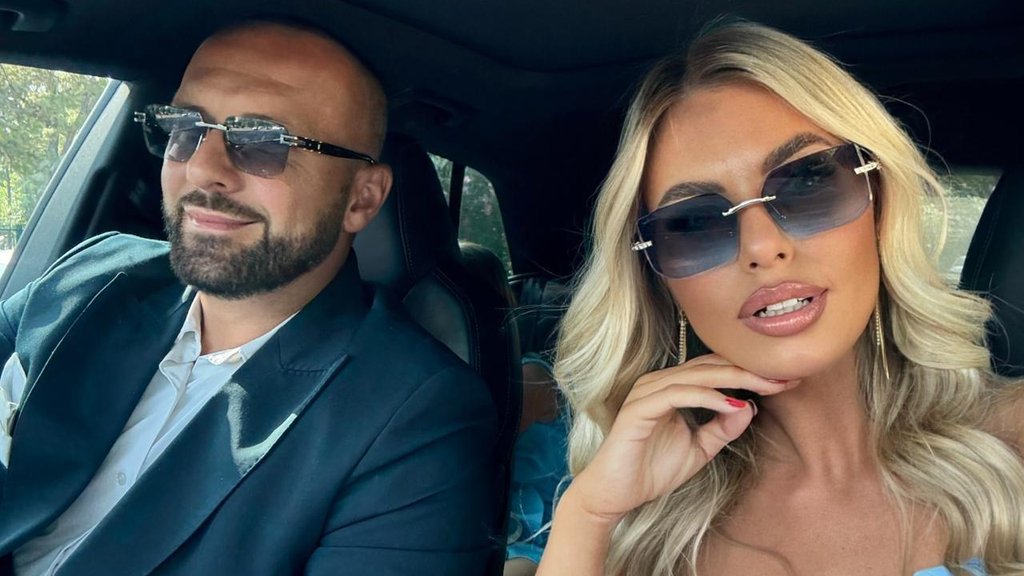 Ivona Polumenta podelila emotivne porodične fotografije: Dado i ona slave dolazak trećeg deteta – Ivona Polumenta porodične fotografije