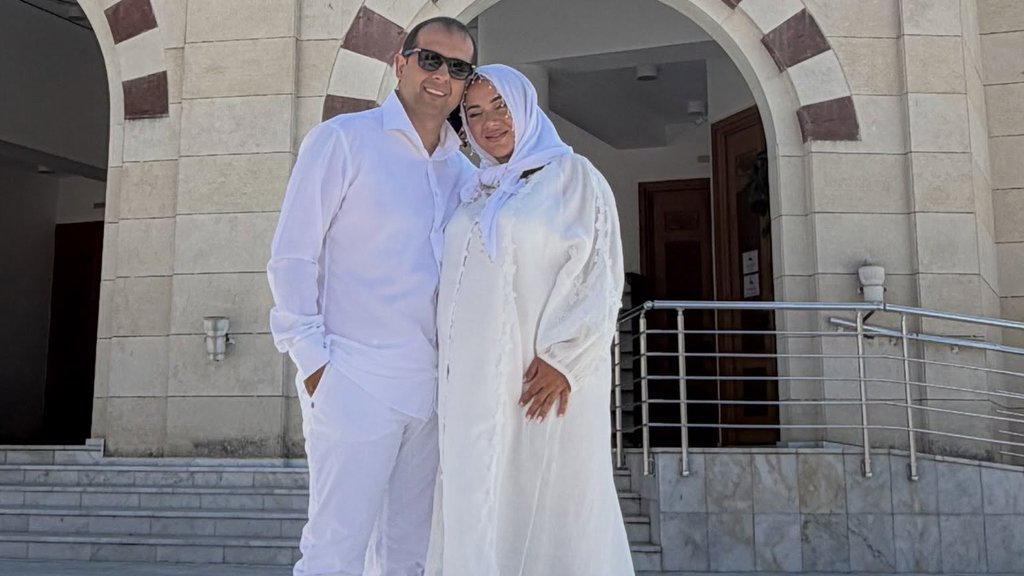 ZAREKAO SE PRED SVIMA U DŽAMIJI: Emir Habibović ispunio želju mlađoj supruzi Tamari, a jedan detalj izazvao posebnu pažnju (FOTO) – venčanje Emira Habibovića