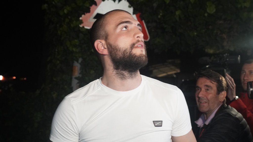 DUŠEVNI MIR U HLADNOJ MOSKVI: Veljko Ražnatović otkrio istinu o životu u crkvi, priznanje koje menja sve (FOTO) – Veljko Ražnatović život u crkvi