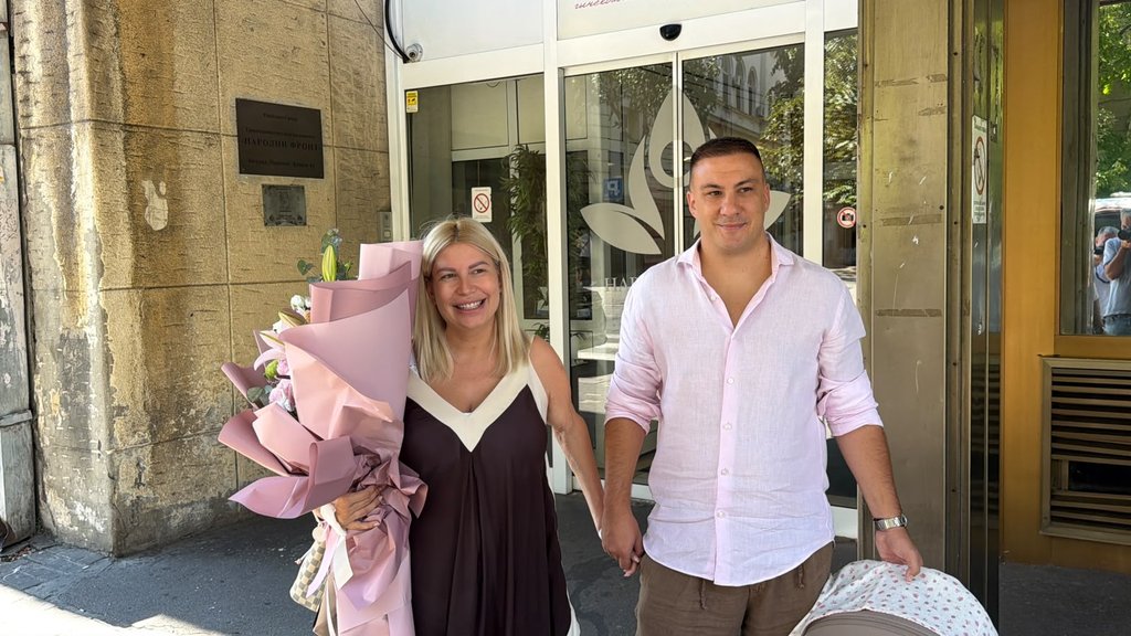 EMOTIVNO OBRACANJE MAJCI PROMENILO SVE: Dea Đurđević otkrila kako je tek uz ćerku Iris shvatila pravu vrednost majčine podrške (FOTO) – Dea Đurđević Instagram