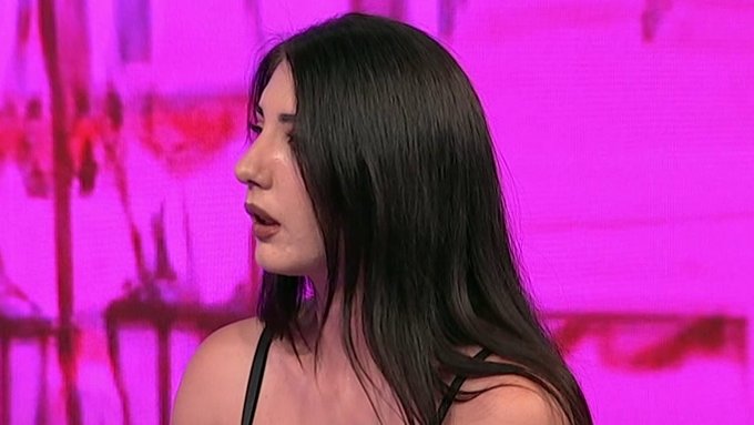 ŽESTOK UDARAC NA ELITU: Hana Duvnjak se slomila u emisiji, gledateljka napala Filipa Đukića pred svima (VIDEO) – napad u Eliti