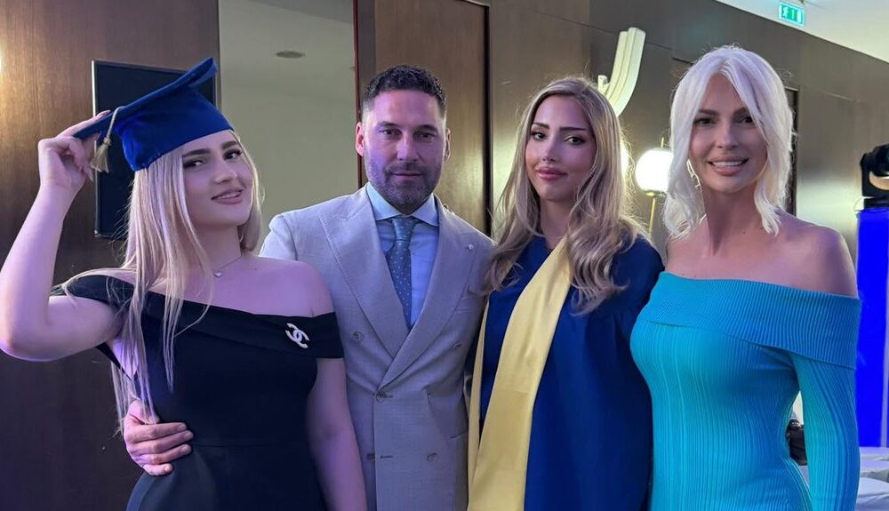 GLAMUR IZNAD SVEGA KOD KARLEUŠE I TOŠIĆA: Atina i Nika slave rođendane u luksuznom hotelu, Jelena preuzima organizaciju dok Duško finansira sve do detalja (FOTO) – proslava punoletstva Atine Tošić