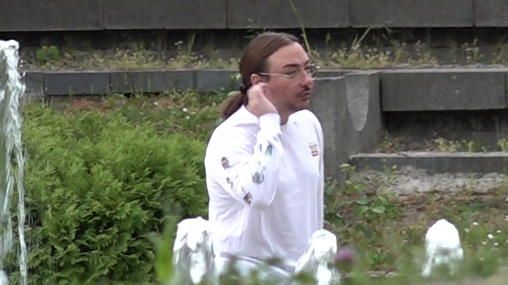 TRAGEDIJA KOJA JE OBELEŽILA PEVAČA: Milan Stanković progovorio o životu bez oca i teškim godinama (FOTO) – porodična tragedija Milana Stankovića