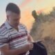 JELENA UHVATILA SLOBODU NA DELU: Pevač presvlačio garderobu pored puta, snimak izazvao lavinu reakcija (VIDEO) – presvlačenje Slobe Radanovića usred prirode