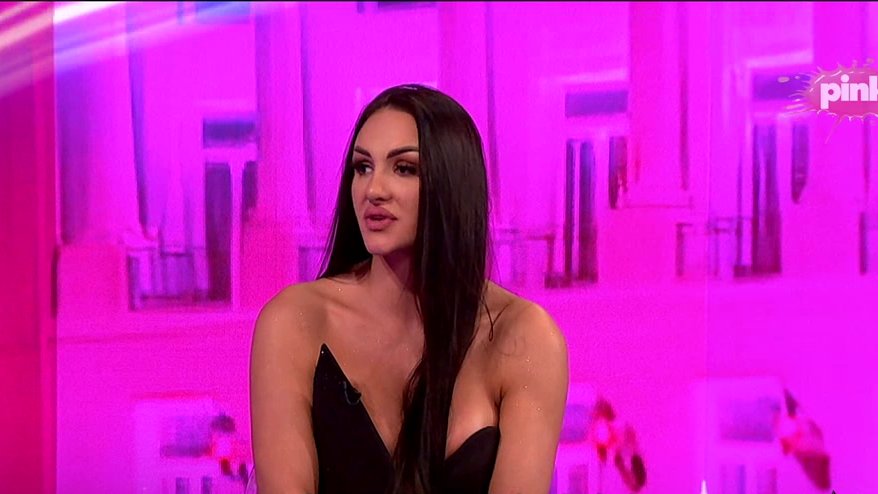 SUROVA RAZMENA U EMISIJI NAROD PITA: Dušica Đokić pročitala poruke i izazvala burnu reakciju Viktora, a zatim otkrila nove detalje o svom takmičenju (VIDEO) – Dušica Đokić i Viktor Gagić