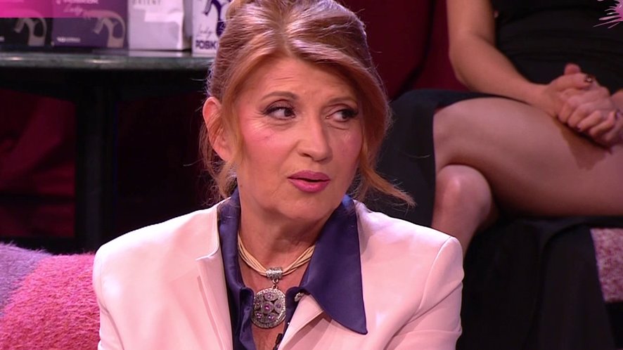 NEPOZNATA STRANA SLAVNE PEVAČICE: Biljana Jevtić otkrila kako je iz njive stigla do scene, njena životna priča inspiriše mnoge (FOTO) – Biljana Jevtić otkrila detinjstvo