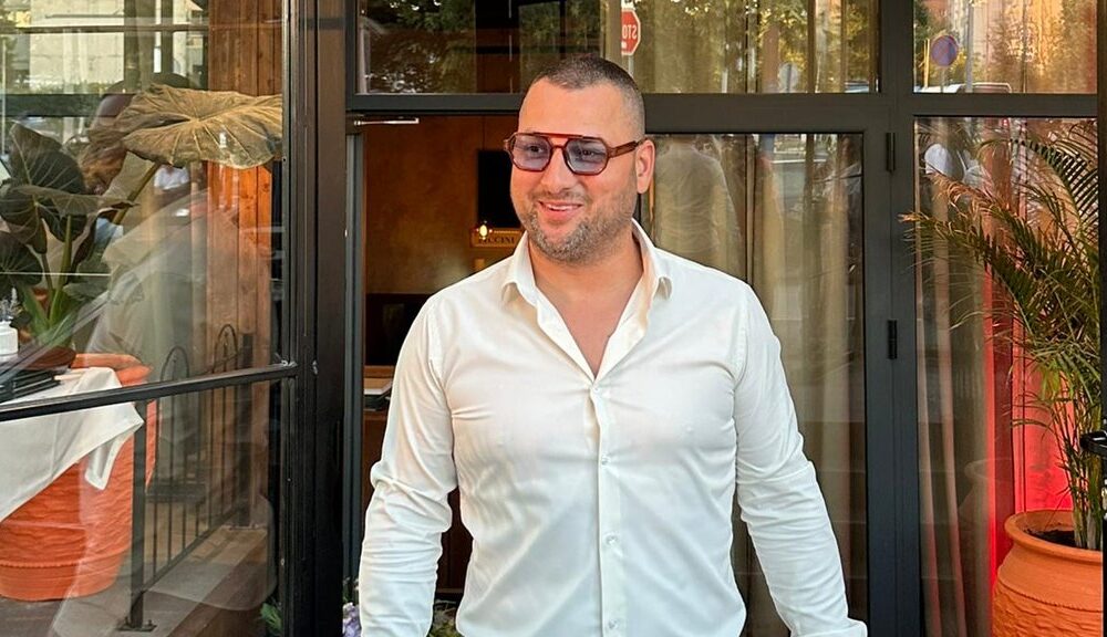 NEVEROVATAN PREOKRET U ŽIVOTU DENA BONEŠTAJA: Pesma stara decenijama i dalje mu donosi zaradu, a evo kako izdržava šestoro dece (FOTO) – Deni Boneštaj pesma