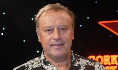 NEVEROVATNA ZAMENA IDENTITETA NA NASTUPU: Boban Zdravković pomešan sa konobarom, evo šta se zapravo dogodilo (FOTO) – Boban Zdravković konobar