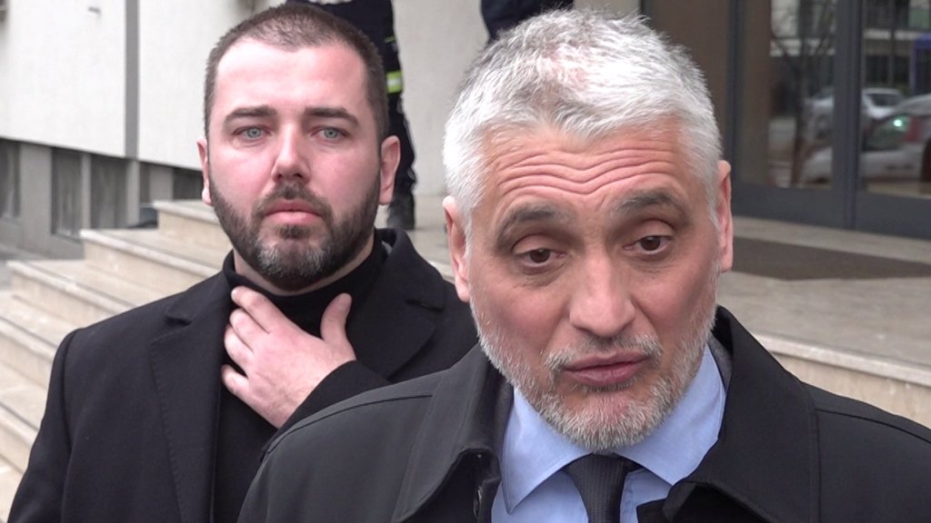 20 GODINA PRIJATELJSTVA I JEDNA VAŽNA ŽENA: Čedomir Jovanović emotivno o porodici Ace Kosa, slavlje izazvalo lavinu komentara (FOTO) – najlepše godine