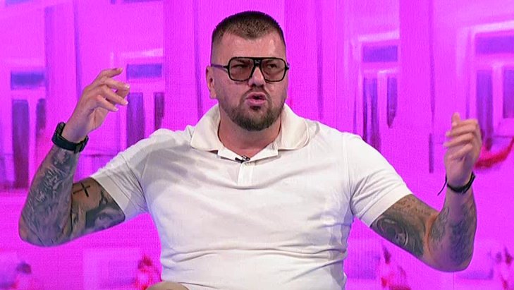 JANJUŠ OTVORIO DUŠU O SVOJIM PROBLEMIMA: Iskreno o Eliti 10 i borbi sa kilogramima, evo šta ga najviše muči (VIDEO) – Janjuš o Eliti 10
