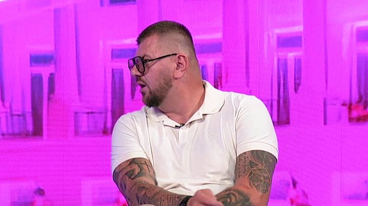 JANJUŠ ZATVORIO VRATA ZA VENČANJE: Vanja ostala bez reči posle njegovog stava, tenzija u studiju (VIDEO) – Janjuš i Vanja svadba