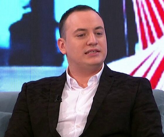 PRVA SLIKA IZ PORODILIŠTA OTKRIVA NOVU RADOST: Mirče Radulović dobio ćerku sa partnerkom Majom, emotivne čestitke pljušte sa svih strana (FOTO) – prva fotografija iz porodilišta