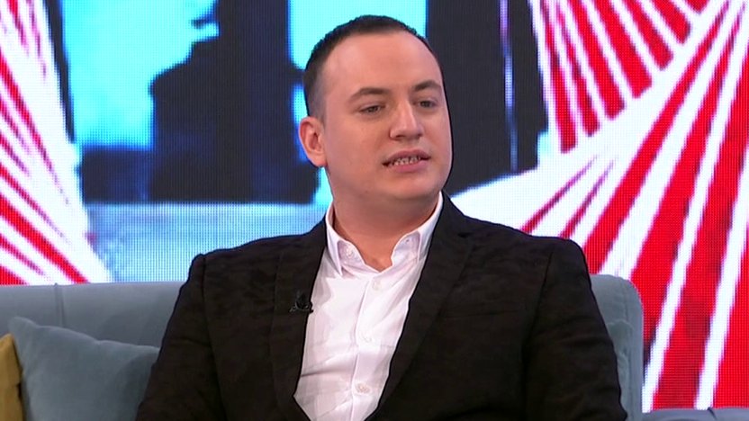PRVA SLIKA IZ PORODILIŠTA OTKRIVA NOVU RADOST: Mirče Radulović dobio ćerku sa partnerkom Majom, emotivne čestitke pljušte sa svih strana (FOTO) – prva fotografija iz porodilišta