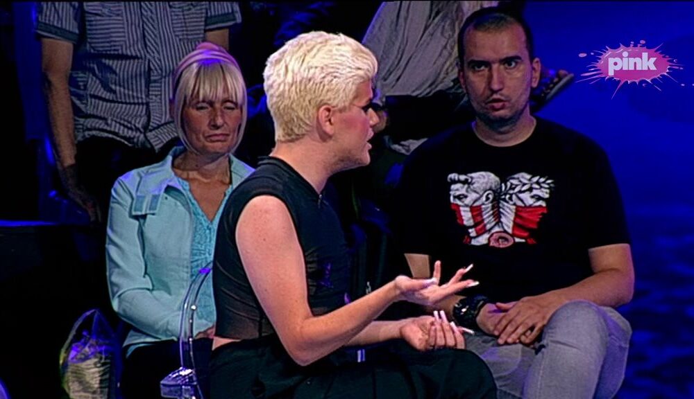 ŽESTOK OBRAČUN U EMISIJI NAROD PITA: Uroš Stanić i Nenad Macanović Bebica razmenili teške optužbe, gledaoci ne veruju šta slušaju (VIDEO) – žestok obračun u Narod pita