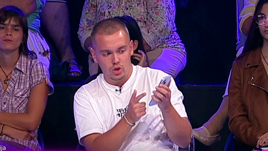 SUKOB MIŠLJENJA NA RELACIJI SOFIJA I DAČA: Bivši prijatelji otkrili razloge za zahlađenje odnosa, a Sofija ima svoju verziju događaja (VIDEO) – sukob mišljenja u Eliti