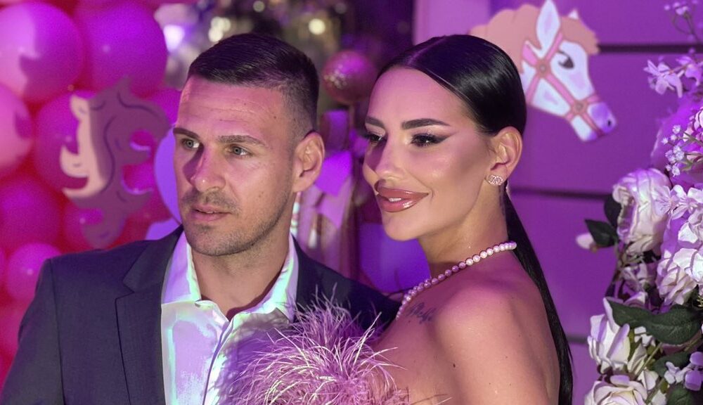 KATARINA GRUJIĆ OTKRILA ISTINU O TROŠENJU NOVCA: Pevačica priznala na šta najviše daje pare i da li mužu polaže račune (FOTO) – koliko Katarina Grujić troši novca