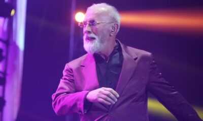 ORGANIZATORI STAVILI TAČKU NA MERLINOV SPEKTAKL: Koncert Dina Merlina u Kraljevu otkazan zbog neispunjenih obaveza, publika ostala bez nastupa (FOTO)