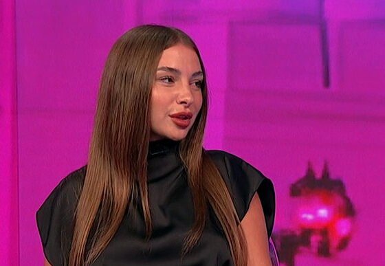 SARA ODBRUSILA GLEDAOCIMA UŽIVO: Ivan Marinković se ne zaustavlja sa šalama na njen račun, studio se smeje (VIDEO) – haos u emisiji Narod pita