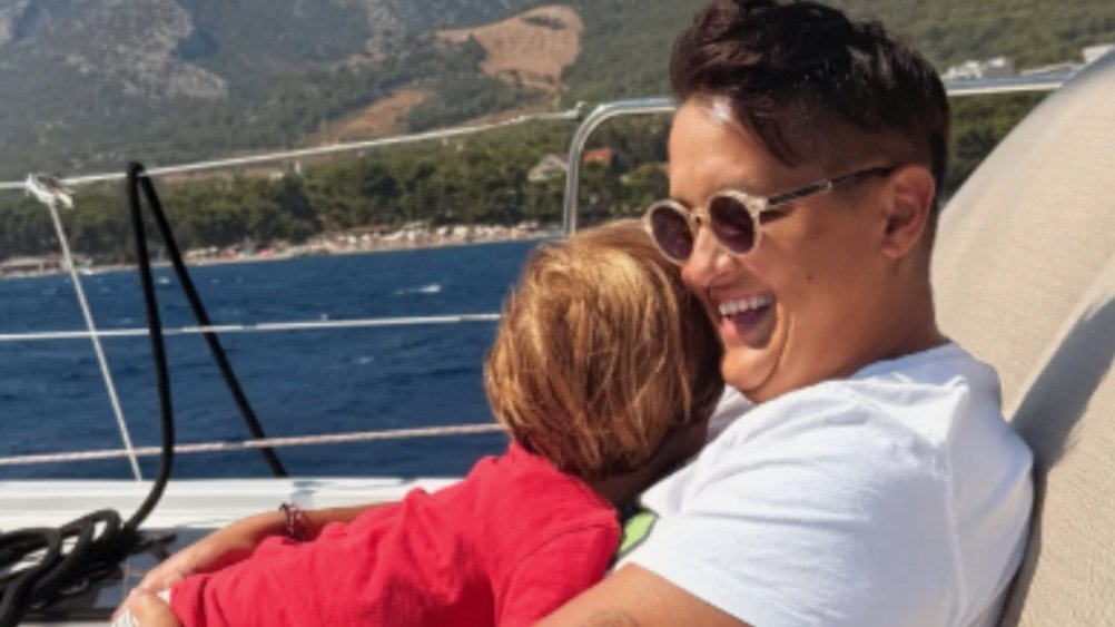 EMOCIJE PREPLAVILE MARIJU ŠERIFOVIĆ: Pevačica objavila dirljive trenutke sa sinom pred kraj leta (FOTO) – Marija Šerifović letovanje