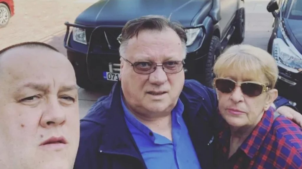 TUGA KOJA NE JENJAVA: Sin Halida Bešlića objavio potresnu fotografiju majke i rasplakao sve pratioce (FOTO)