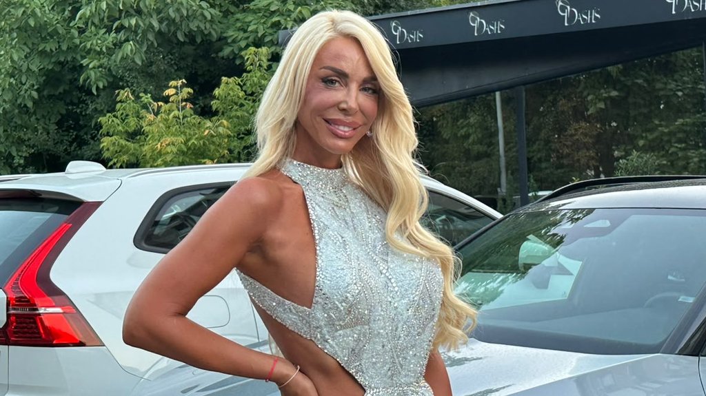 KOMENTARI NE PRESTAJU NA INSTAGRAMU: Otac Bojane Lazić zbunio pratioce svojim mladolikim izgledom, svi se pitaju da li su zaista otac i ćerka (FOTO)