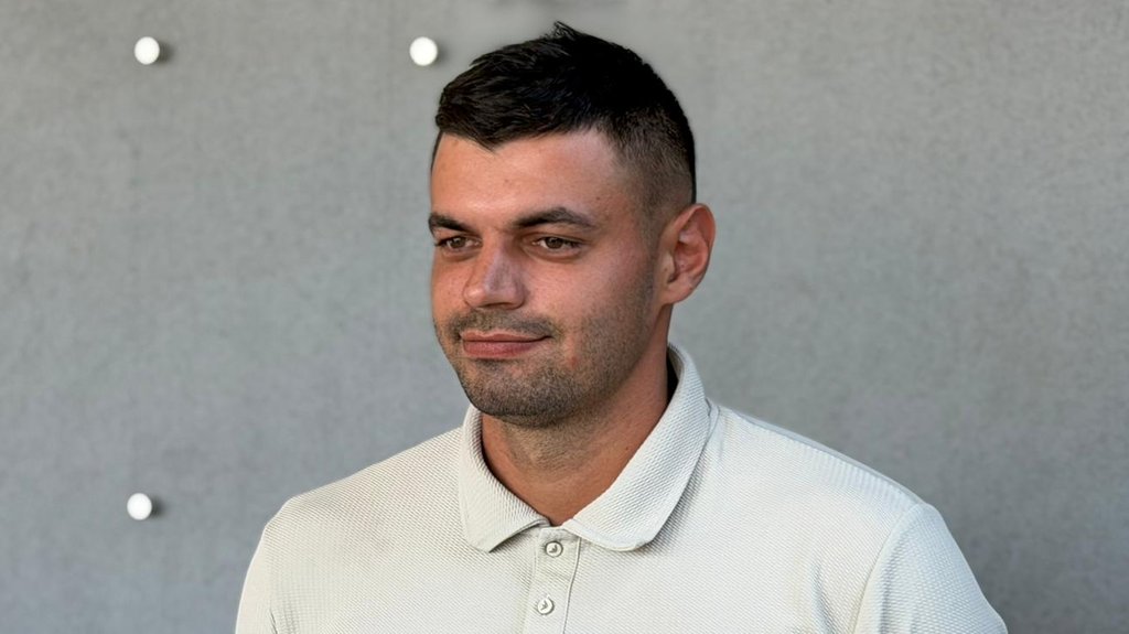 AMAR HAMZIĆ PROGOVORIO BEZ DLAKE NA JEZIKU: Novi učesnik Elite 10 otkrio mišljenje o Anđeli Đuričić, Gastoz bi mogao da ostane bez reči (VIDEO) – Amar Hamzić Elita 10
