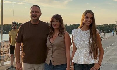 POSLE PORODIČNOG SKANDALA SVI POGLEDAJU U JOVANU: Ćerka Dejana Petrovića ponovo u javnosti, zablistala na proslavi kod Prije i Filipa (FOTO) – Jovana Petrović u javnosti