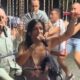 RINGIŠPIL POSTAO ESTRADNA BINA: Vendi i Era zapevali usred slavlja, snimak sa privatne žurke zapalio mreže (VIDEO) – nastup na ringišpilu
