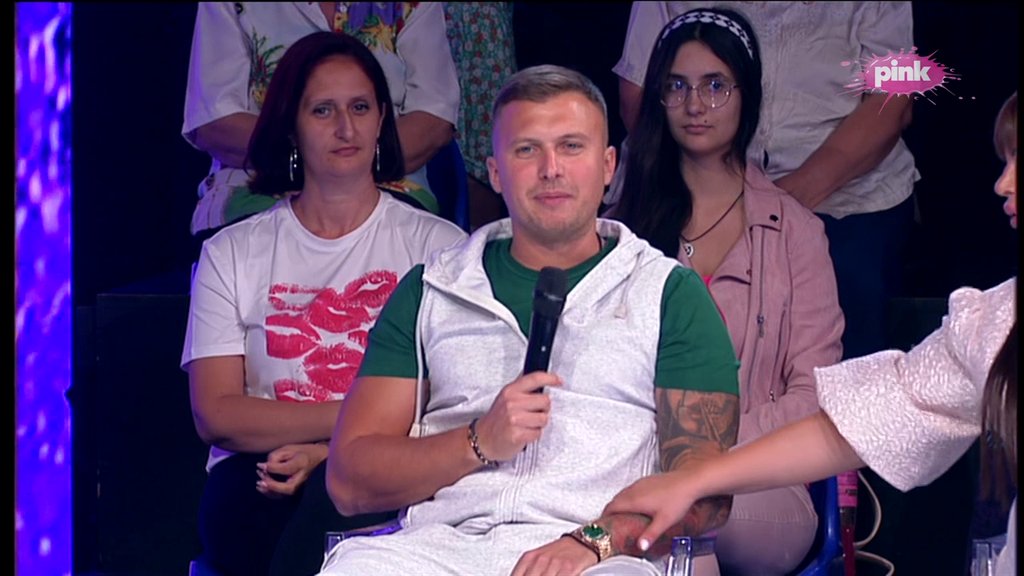 HLADAN TUŠ U STUDIJU: Stefan Karić izignorisao Anđelu Đuričić, a otkrio svoj emotivni status pred svima (VIDEO) – hladan tuš za Anđelu Đuričić