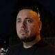 KAD CAR STUPI NA SCENU, SVE SE MENJA: Filip Car stigao u Šimanovce pred početak Elite, a njegov komentar o Maji i Anđeli podigao atmosferu (VIDEO) – Filip Car u Šimanovcima