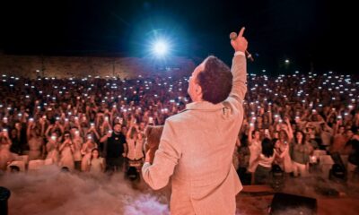 MUZIKA JE OSVOJILA NIŠKU TVRĐAVU: Peđa Jovanović priredio spektakl za pamćenje, ovacije publike još ne jenjavaju (FOTO) – koncert Peđe Jovanovića