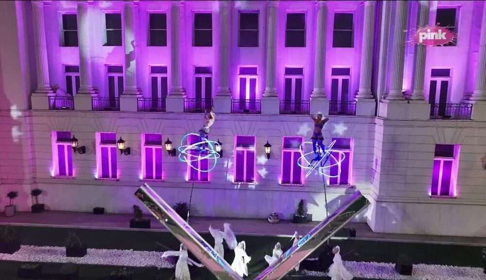 NEVEROVATNA ENERGIJA NA SCENI: Plesna tačka sa specijalnim efektima oborila publiku sa nogu, spektakl koji se dugo pamti (VIDEO)