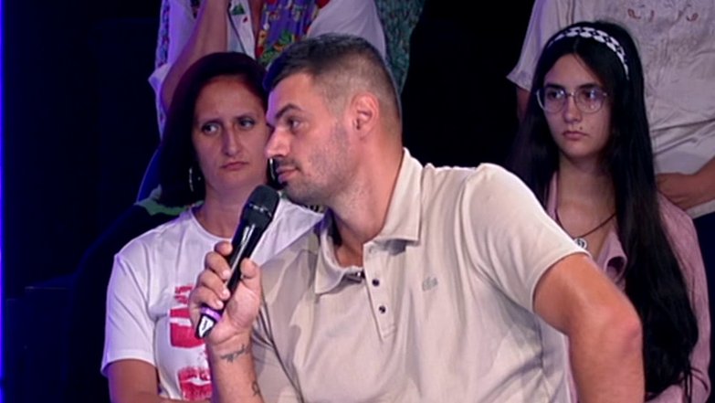 AMAR BEZ DLAKE NA JEZIKU: Otvoreno progovorio o Aneli i Anđeli, buduće cimerke na meti njegovih komentara (VIDEO) – Amar Hamzić Elita