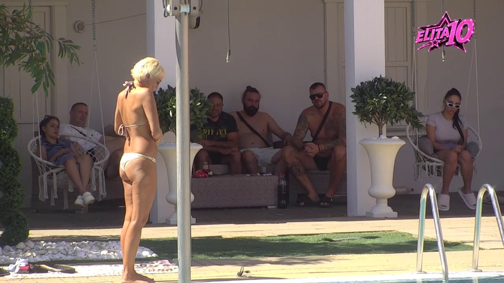 HIT SCENE KRAJ BAZENA: Jasenka pokušala da ubedi Janjuša da joj se pridruži, Car stao na njenu stranu (VIDEO) – hit scena kraj bazena