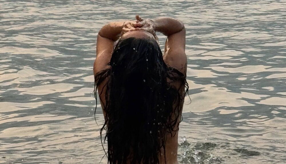Salma Hajek proslavila 60. rođendan golom fotografijom iz mora – Salma Hajek rođendan