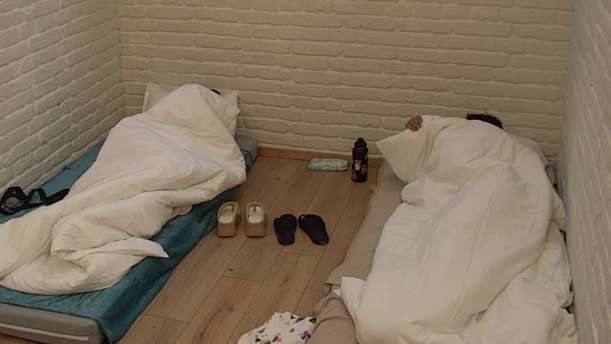 SUKOB U IZOLACIJI: Filip Đukić pokušao da smiri Aneli Ahmić, ona mu okrenula leđa (VIDEO)
