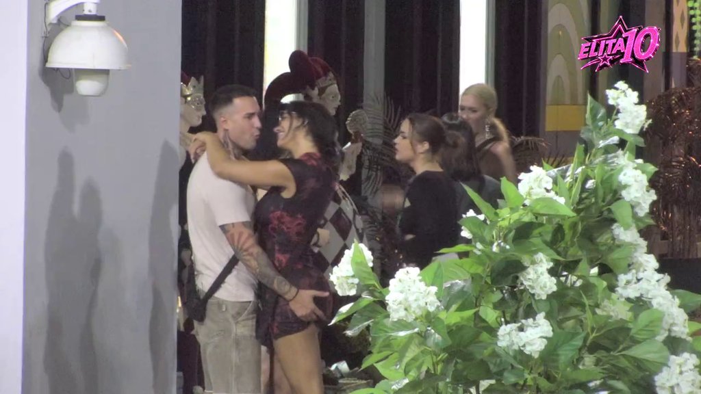 ISKRENO PRIZNANJE U BELOJ KUĆI: Laura otvoreno pokazala emocije Mateji Matijeviću, ali naišla na hladan odgovor (VIDEO) – Laura i Mateja Matijević