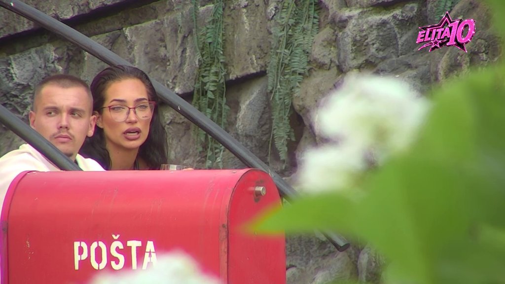 MASKE PADAJU U ELITI: Laura Prgomet otkrila dopisivanje sa Filipom Đukićem, a Aneli ne sluti šta se dešava (VIDEO) – dopisivanje Filipa Đukića i Laure Prgomet